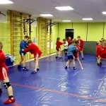Занятия йогой, фитнесом в спортзале Зомбир Санкт-Петербург
