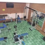 Занятия йогой, фитнесом в спортзале Звезда Омск